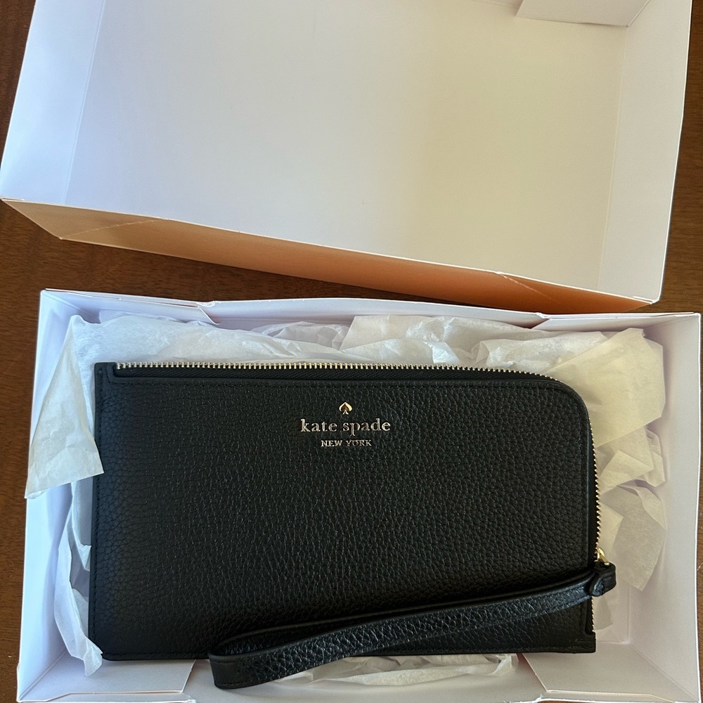 Kate Spade NWT Wristlet